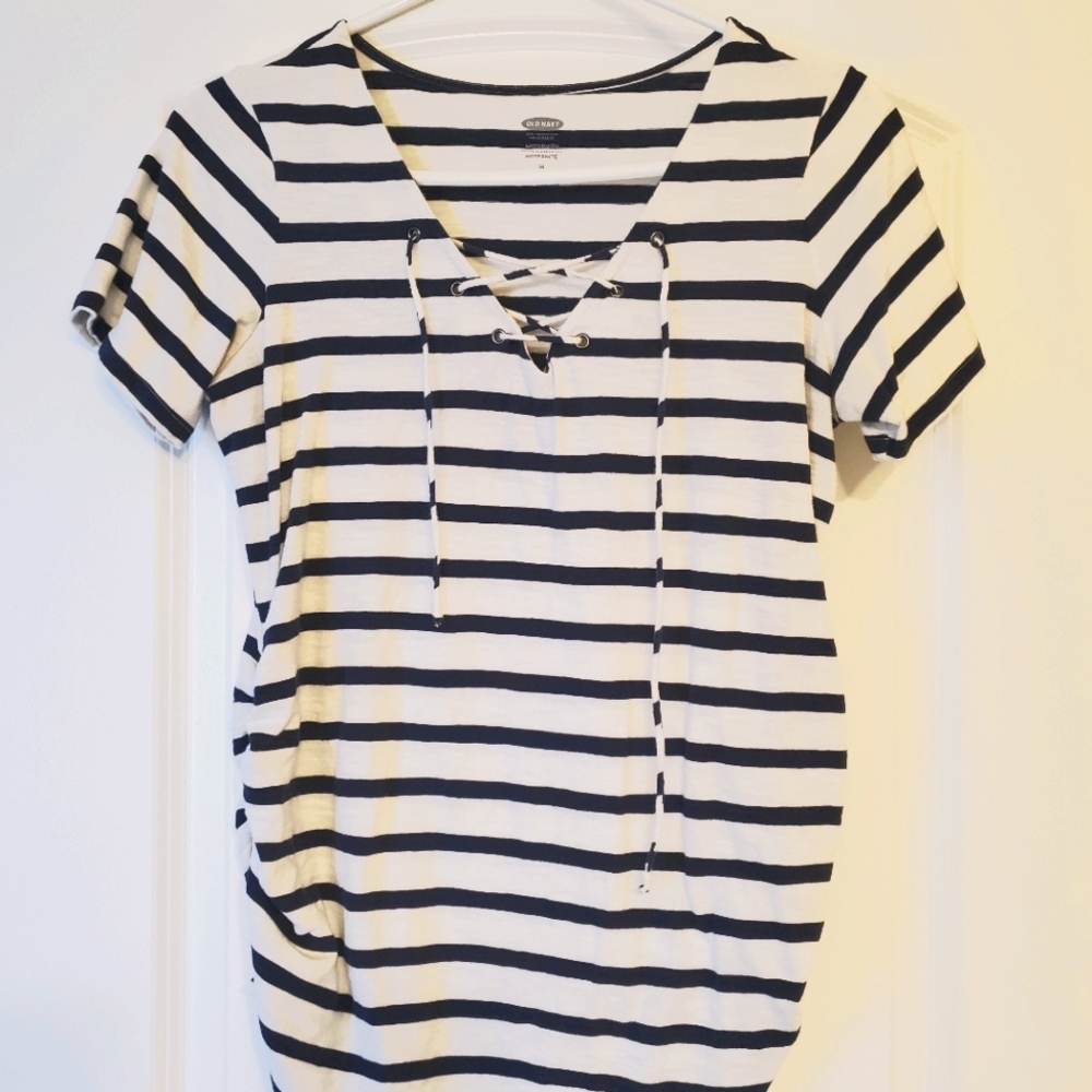 Oldnavy maternity shirt